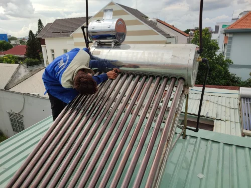 sửa máy năng lượng mặt trời không nóng tại nhà đáp ứng nhu cầu sử dụng